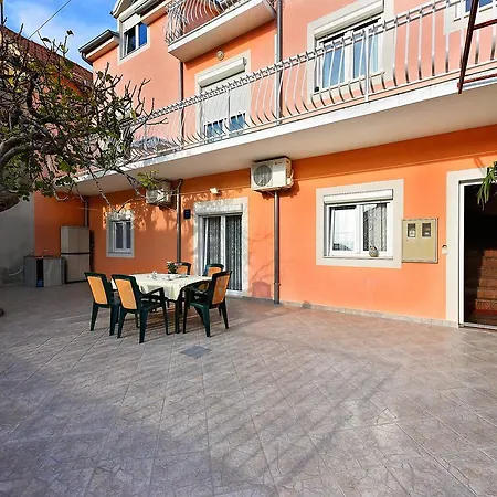 Studio 12667b Vodice